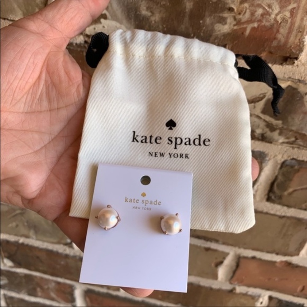 OFFERS? NEW Kate Spade Pearl Gumdrop Earrings NWT